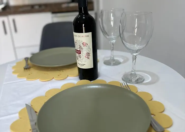 Coqueto Estudio Junto Al Mar-apartamentos Don Diego En La Carihuela