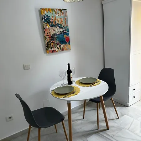 Апартаменты Coqueto Estudio Junto Al Mar-apartamentos Don Diego En La Carihuela *